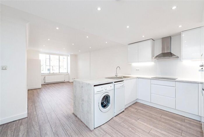 2 Bedroom Flat To Rent In - Holloway Road, Holloway, N19