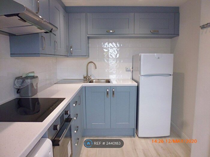 2 Bedroom Semi-Detached House To Rent In Chase Road, London, N14