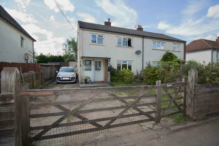 3 Bedroom Semi-Detached House For Sale In Station Road, Wanstrow, BA4
