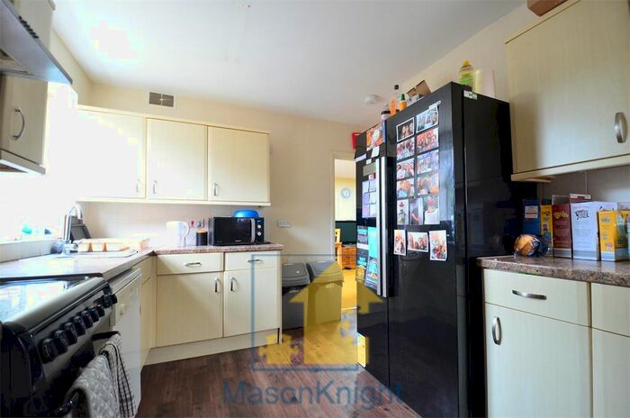 7 Bedroom Semi-Detached House To Rent In Gibbins Road, Selly Oak, Birmingham, B29