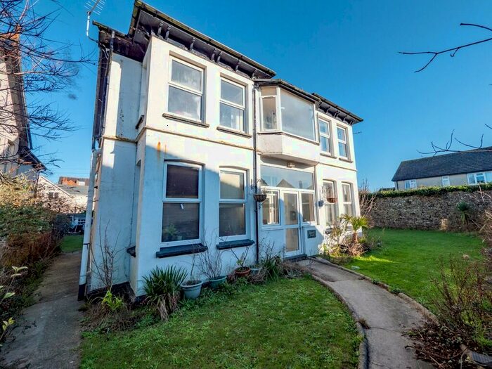 1 Bedroom Flat To Rent In Flexbury Avenue, Bude, EX23