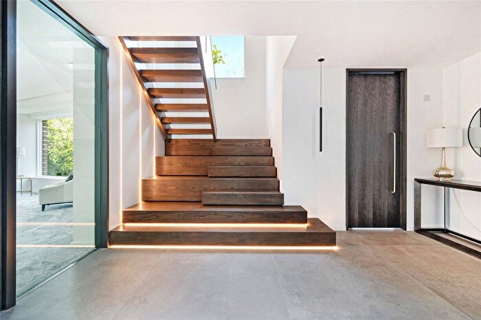 5 Bedroom Detached House To Rent In Waterbank Place, Prestbury, Macclesfield, Cheshire, SK10