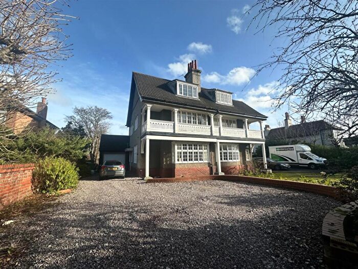 4 Bedroom Semi-Detached House For Sale In Meols Drive, Hoylake, CH47
