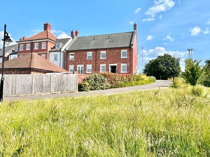 4 Bedroom Town House For Sale In Southfield Drive, Yeovil, BA21