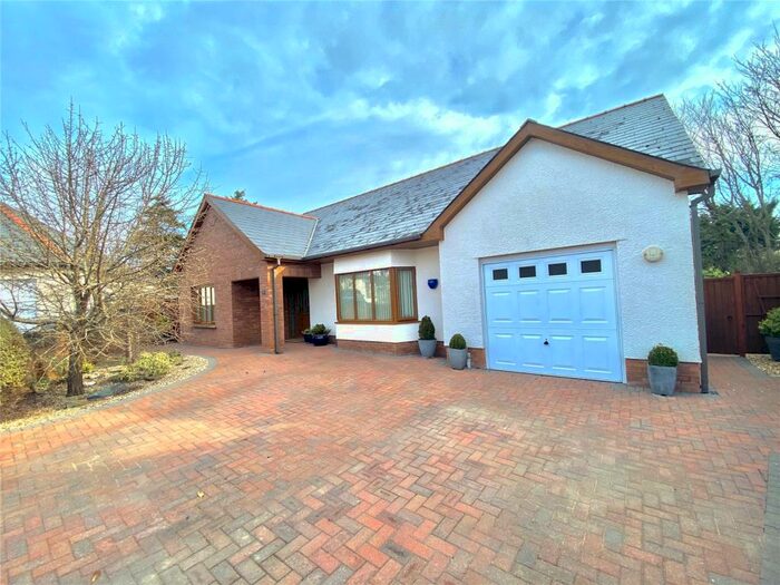 2 Bedroom Bungalow For Sale In Maesydderwen, Cardigan, Ceredigion, SA43