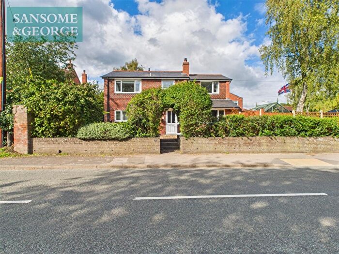 4 Bedroom Detached House For Sale In Newbury Road, Kingsclere, Newbury, Hampshire, RG20