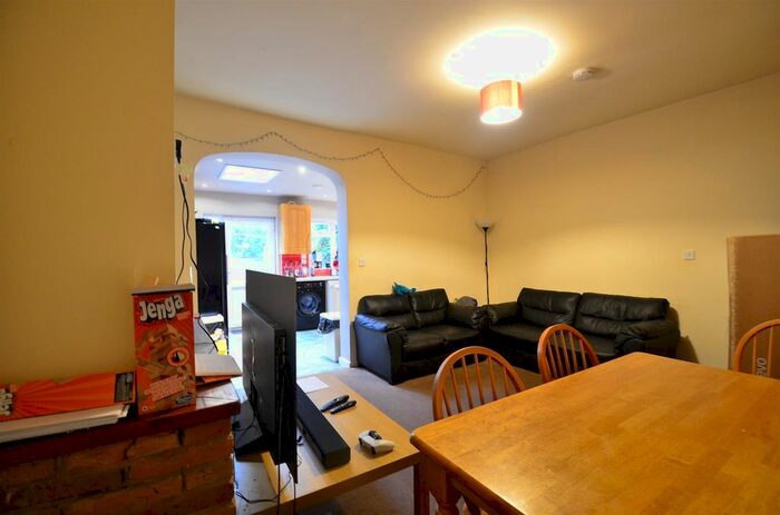 5 Bedroom Terraced House To Rent In Milner Road, Selly Oak, Birmingham, B29