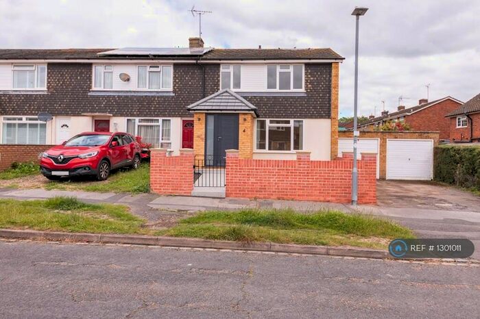 3 Bedroom End Of Terrace House To Rent In Harding Road, Woodley, Reading, RG5
