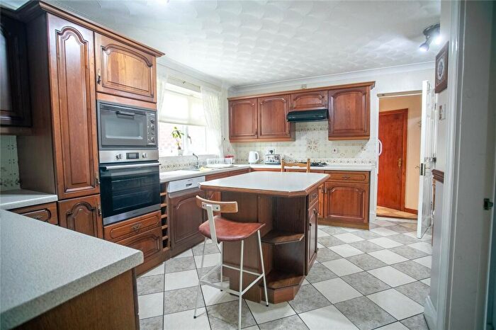 4 Bedroom Detached House For Sale In Passmonds Way, Passmonds, Rochdale, OL11