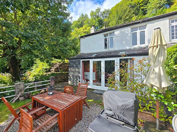 2 Bedroom End Of Terrace House For Sale In Lower Tamar Terrace, Gunnislake, PL18