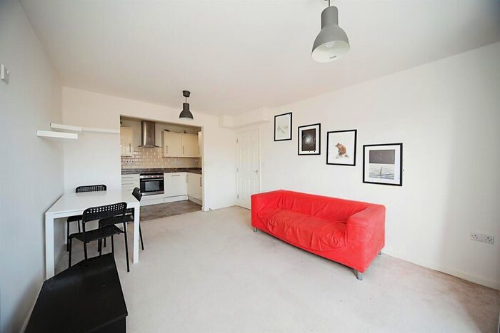 1 Bedroom Flat For Sale In Dudley Street, Luton, LU2