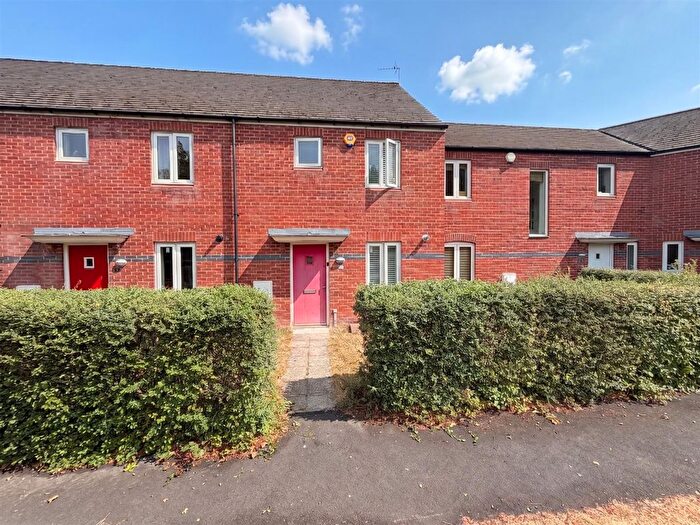3 Bedroom Mews For Sale In Turnbull Road, West Timperley, Altrincham, WA14