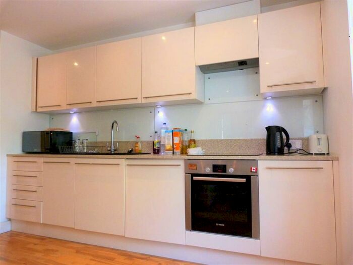 1 Bedroom Apartment To Rent In Drummond Road, Bournemouth, BH1