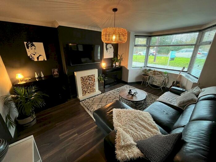 3 Bedroom Semi-Detached House To Rent In Hull Road, Hull, HU5