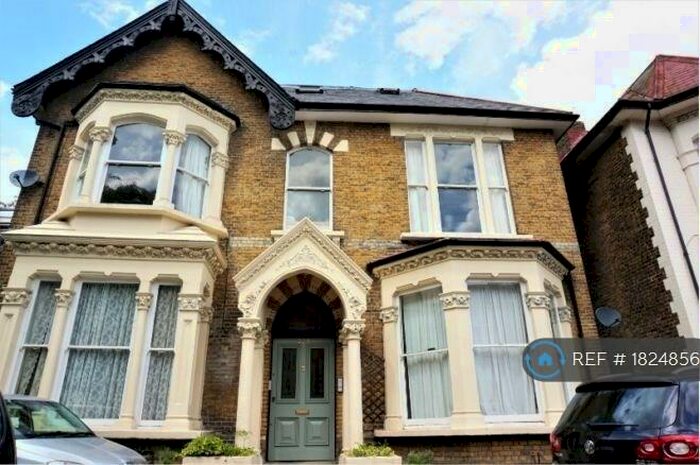 2 Bedroom Maisonette To Rent In Selhurst Road, London, SE25