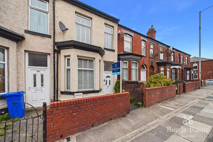 2 Bedroom Terraced House For Sale In Mottram Road, Hyde, Greater Manchester, SK14