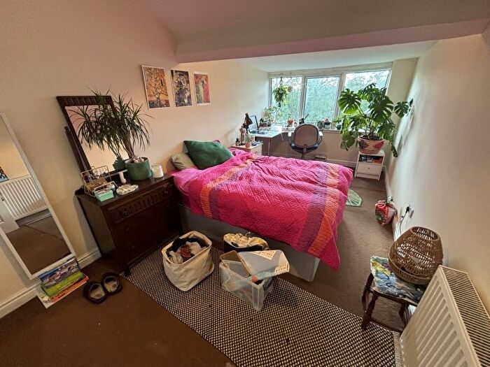 9 Bedroom Terraced House To Rent In Moorland Avenue, Hyde Park, Leeds, LS6