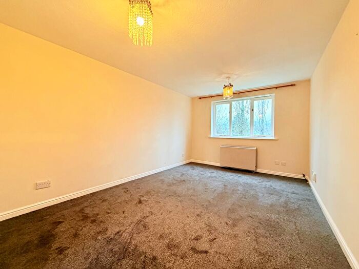 2 Bedroom Flat To Rent In Cumberland Place, London, SE6
