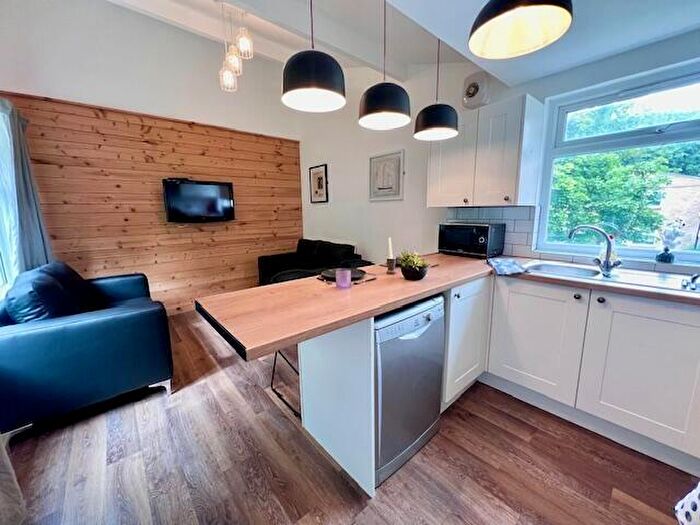 5 Bedroom House To Rent In Norfolk Park Road, Sheffield, S2
