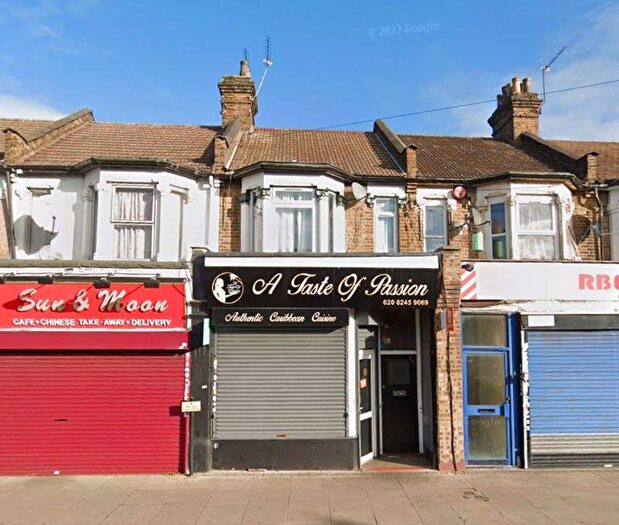 Detached House For Sale In Commercial Building, South Street, EN3