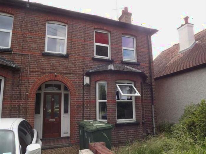 1 Bedroom Maisonette To Rent In Horseshoe Lane, Watford, WD25