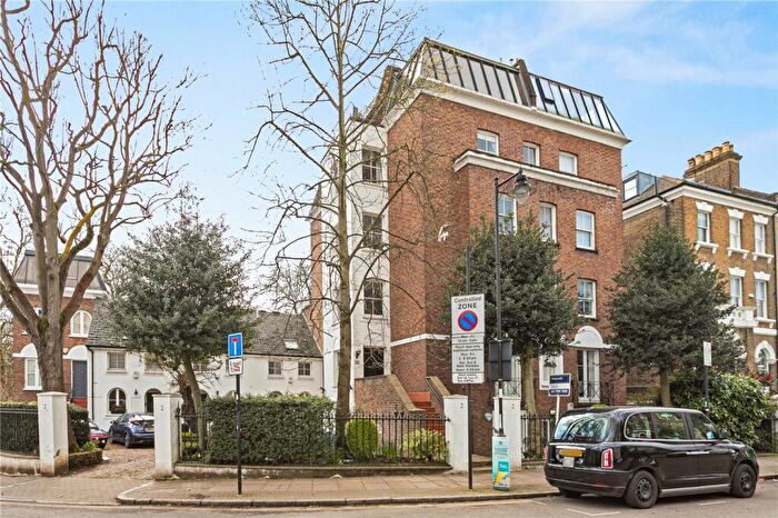 2 Bedroom Apartment For Sale In Highbury Hill, London, N5