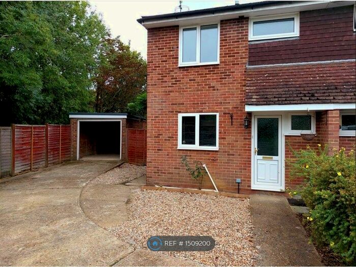 2 Bedroom Semi-Detached House To Rent In Southdown Terrace, Steyning, BN44