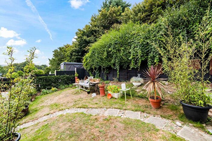 2 Bedroom Detached House For Sale In Southernwood Rise, Folkestone, CT20