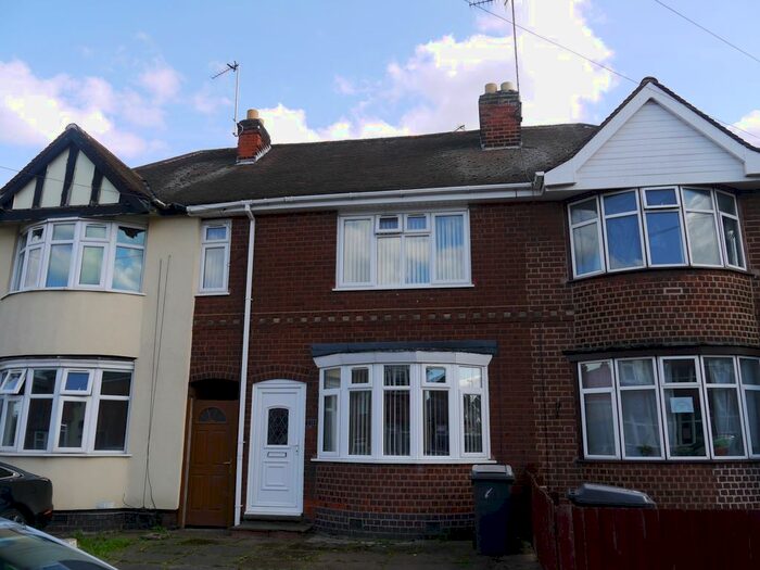 3 Bedroom Town House To Rent In Queniborough Road, Leicester, LE4