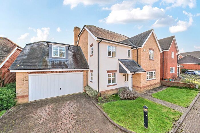 5 Bedroom Detached House For Sale In Knox Road, Guildford, GU2