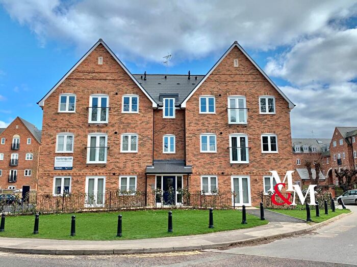 2 Bedroom Apartment To Rent In Townbridge Mill, LU7