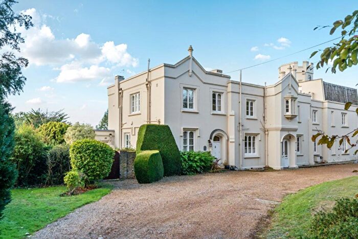 4 Bedroom Semi Detached House For Sale In Beaumont Road, Broxbourne, EN10