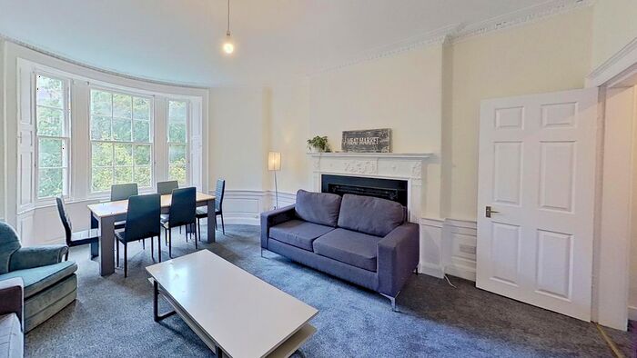 2 Bedroom Flat To Rent In Broughton Street, Edinburgh, EH1