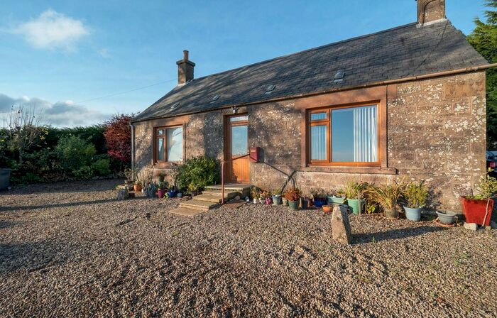 2 Bedroom Detached Bungalow To Rent In Montrose DD10