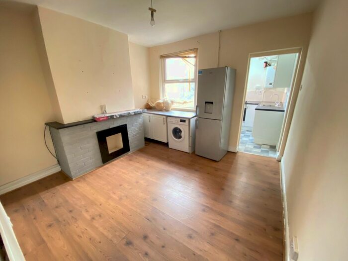 2 Bedroom Terraced House To Rent In Hastings Street, Loughborough, LE11