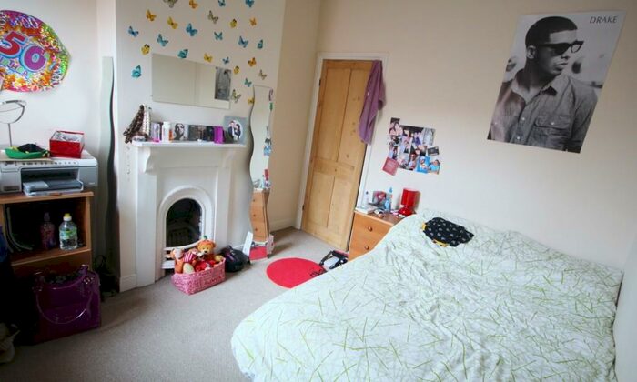 3 Bedroom Terraced House To Rent In Shaftesbury Road, West End, Leicester, LE3