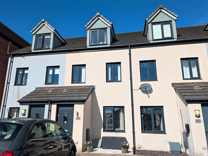 3 Bedroom Terraced House To Rent In Island View, Barry, CF62