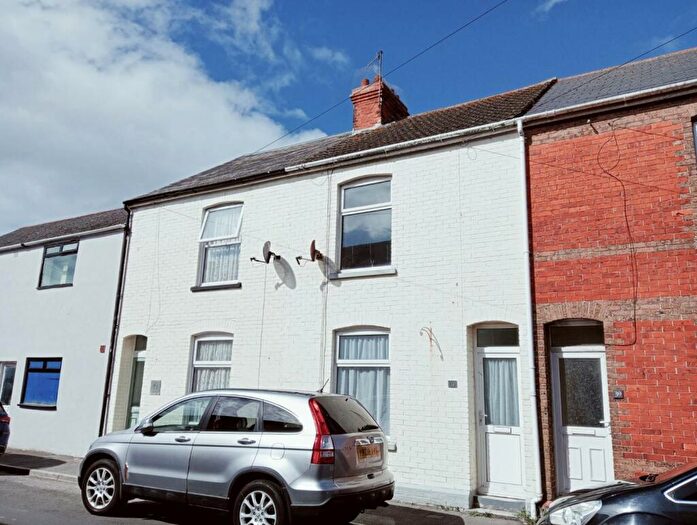 3 Bedroom Terraced House To Rent In Holly Road, Weymouth, DT4