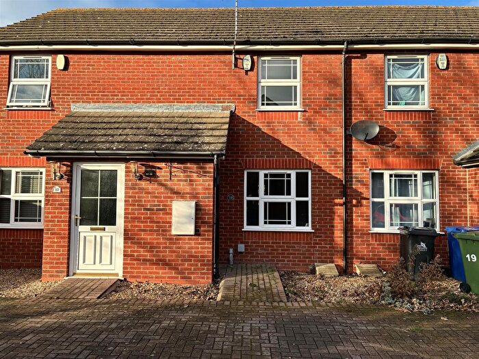 2 Bedroom Terraced House For Sale In Allington Drive, Great Coates, Grimsby, DN37