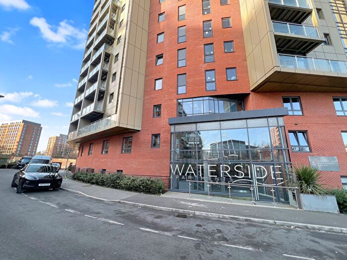 1 Bedroom Flat To Rent In Aruba, Gotts Road, Leeds City Centre, LS12