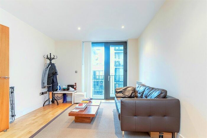 1 Bedroom Flat To Rent In Antonine Heights, City Walk, London Bridge, London, SE1