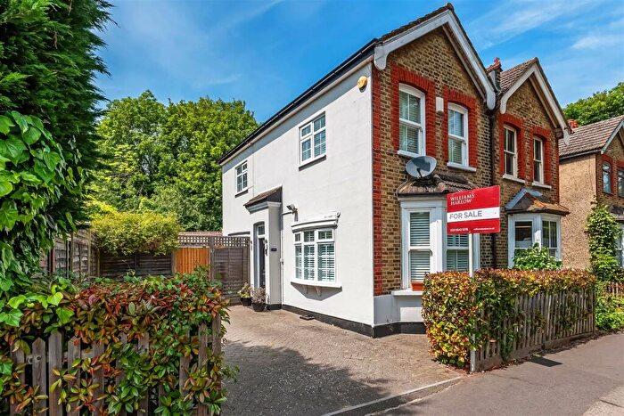 3 Bedroom Semi-Detached House For Sale In Shorts Road, Carshalton Village, SM5