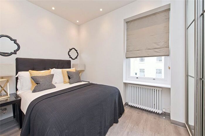 1 Bedroom Flat To Rent In Penywern Road, Earls Court, SW5