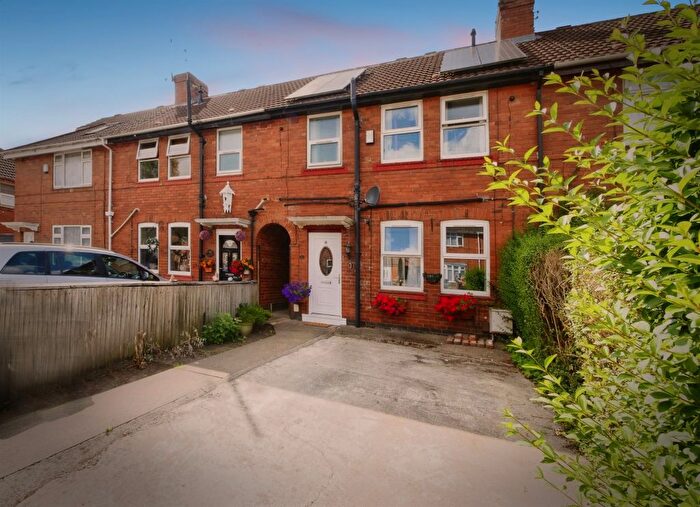 3 Bedroom Terraced House For Sale In Lucas Avenue, York, YO30