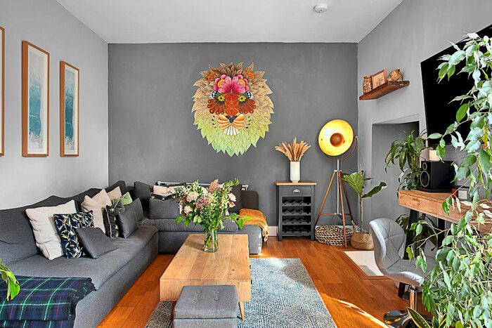 2 Bedroom Flat To Rent In - Wandsworth Road, London, SW8