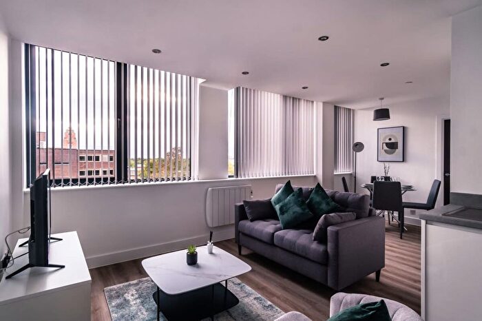 1 Bedroom Flat To Rent In Old Trafford, M16