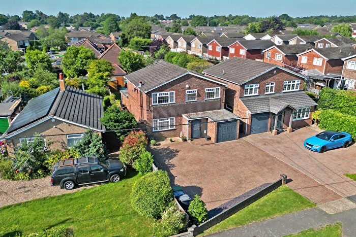 4 Bedroom Detached House For Sale In Penn Road, Hazlemere, HP15