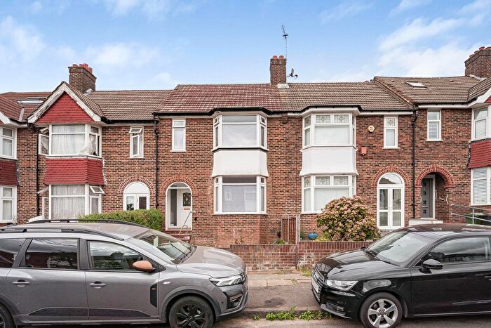 4 Bedroom Terraced House To Rent In Further Green Road, London, SE6