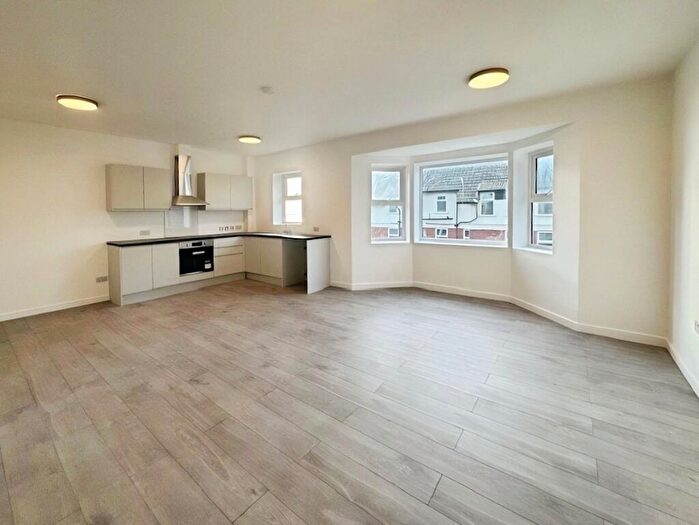 2 Bedroom Apartment To Rent In Warley Road, Blackpool, Lancashire, FY1