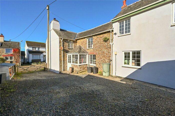4 Bedroom Detached House For Sale In Duloe, Liskeard, Cornwall, PL14